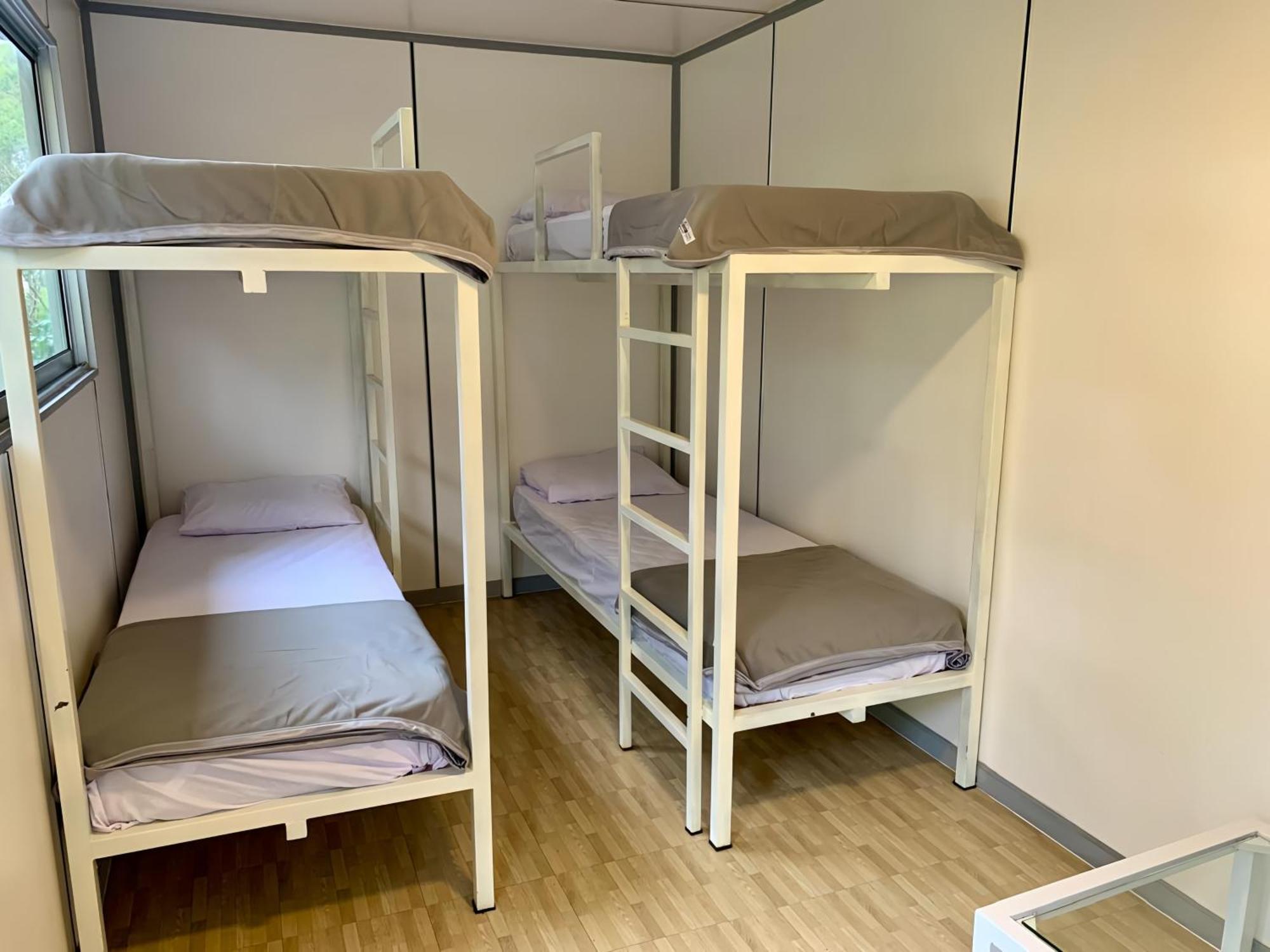 Hotel Bukit Pinus Tegalharendong Экстерьер фото